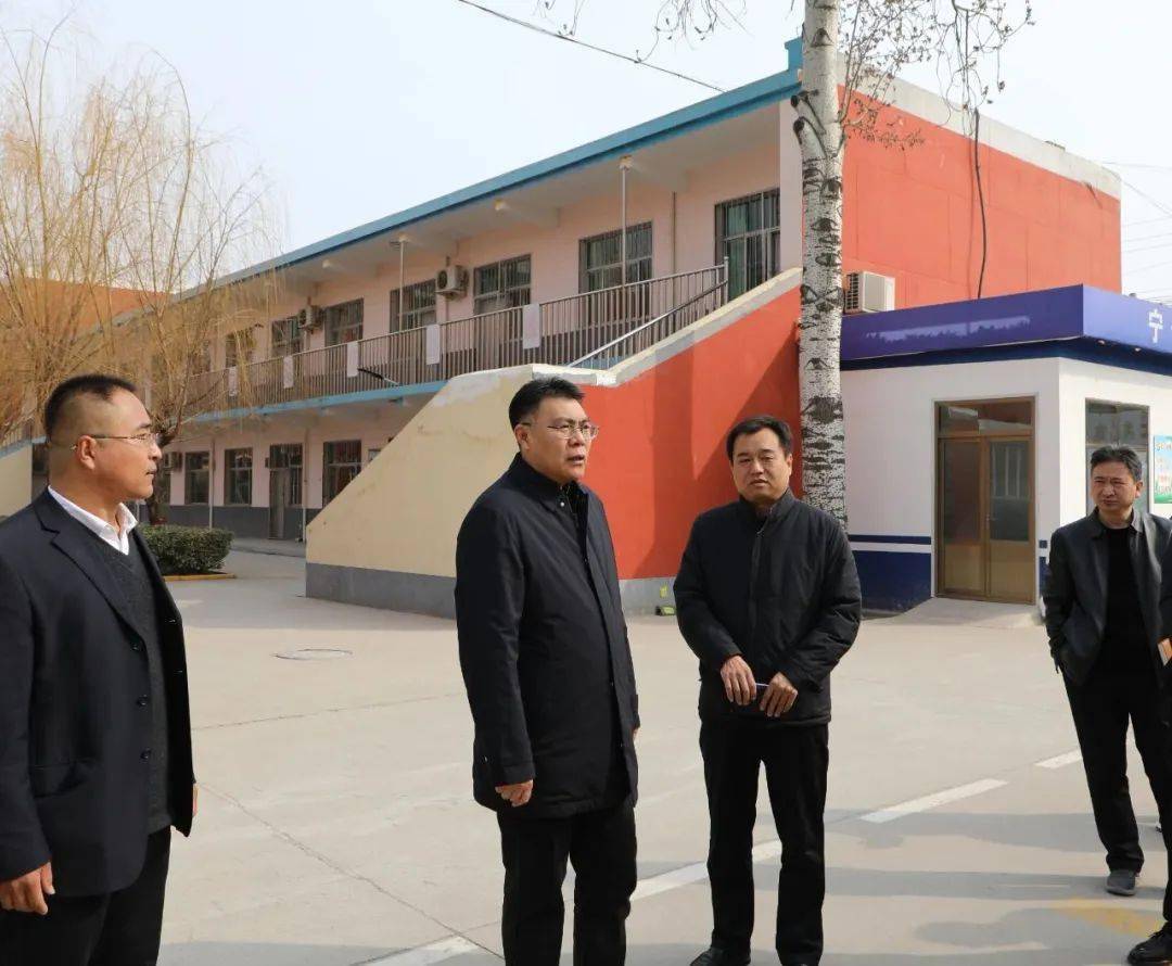 艺术教育美术教学资源网官网王涛到贾家口镇、文化艺术中Z6尊龙凯时官方网站心现场办