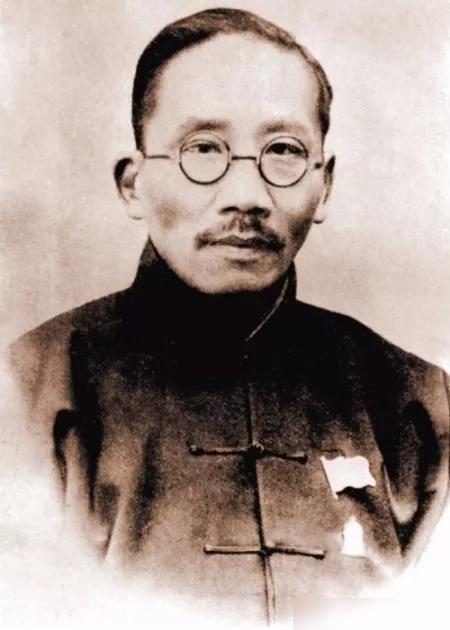 z6尊龙凯时，北大校长蔡元培：真正的教育不只是注重学习成绩还有这4点